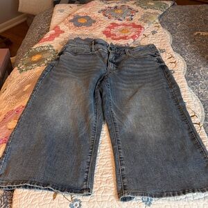 NYDJ Women's Cropped Fare Blue Jeans Size 10P